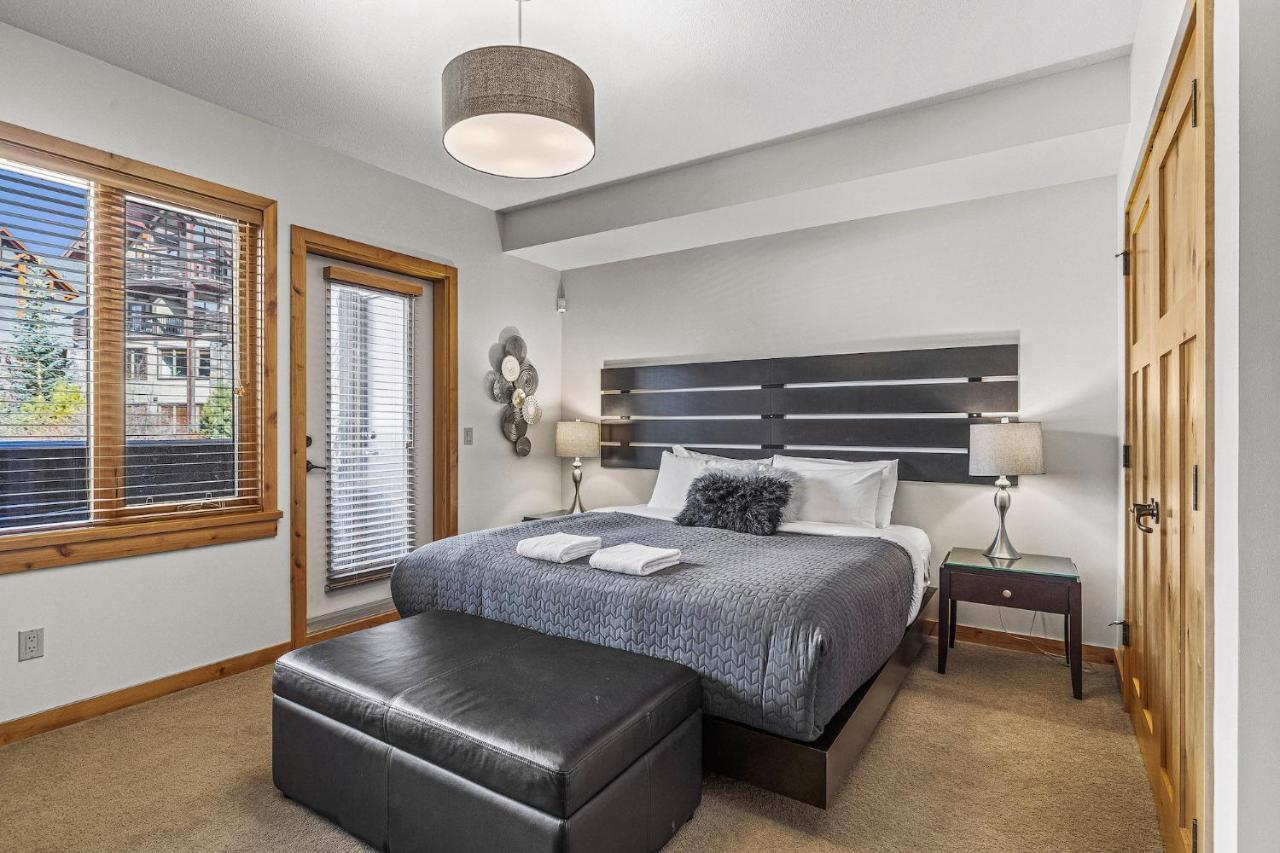 3 Bedroom Condo By Canadian Rockies Vacation Rentals Canmore Bagian luar foto