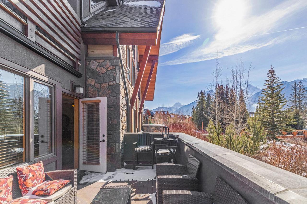 3 Bedroom Condo By Canadian Rockies Vacation Rentals Canmore Bagian luar foto