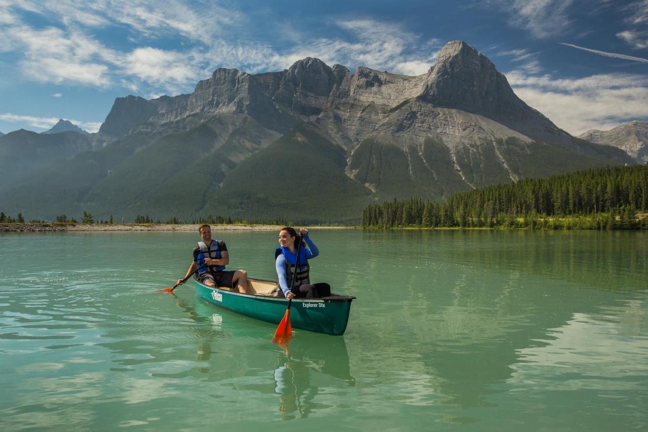3 Bedroom Condo By Canadian Rockies Vacation Rentals Canmore Bagian luar foto